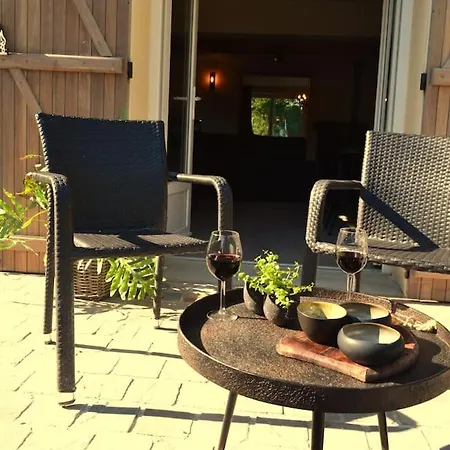Holiday home Le Coin Perdu - *